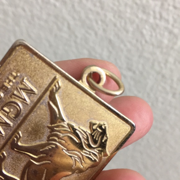 🖤Vtg MGM GRAND big charm/pendant - Picture 9 of 13